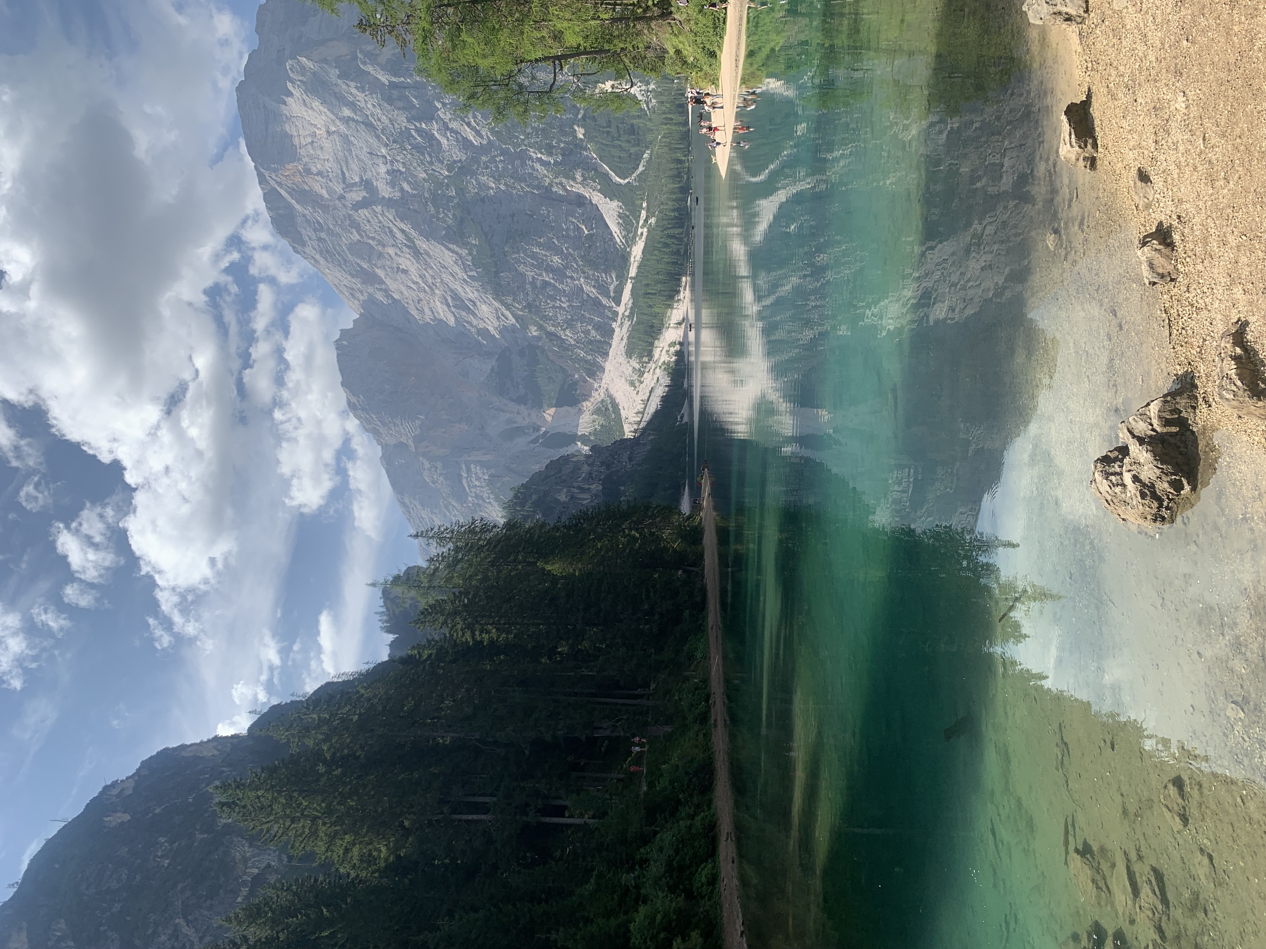 Il Lago di Braies alle prime ore